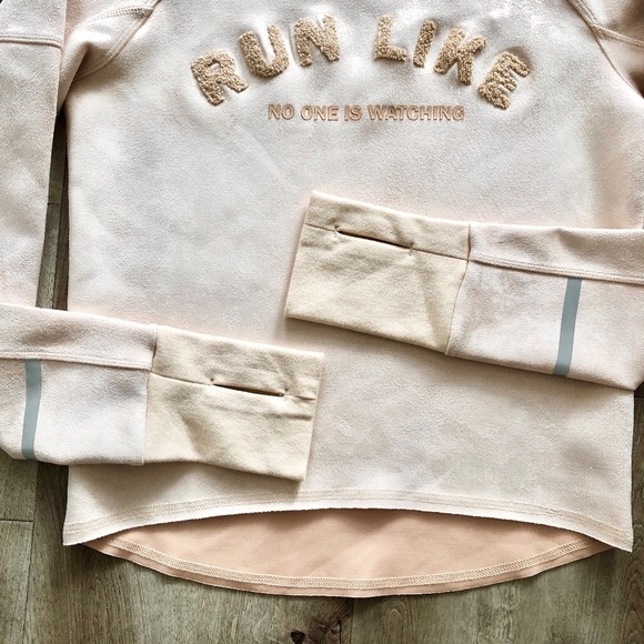 H&M, Run Like No One Is Watching, Cropped, Sweatshirt, Size XS, New With Tags - Picture 10 of 16